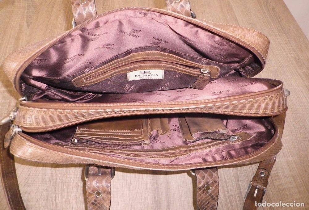 Segunda mano: BOLSO BOL P&Eacute;RDIX EN PIEL DE PIT&Oacute;N - Foto 2