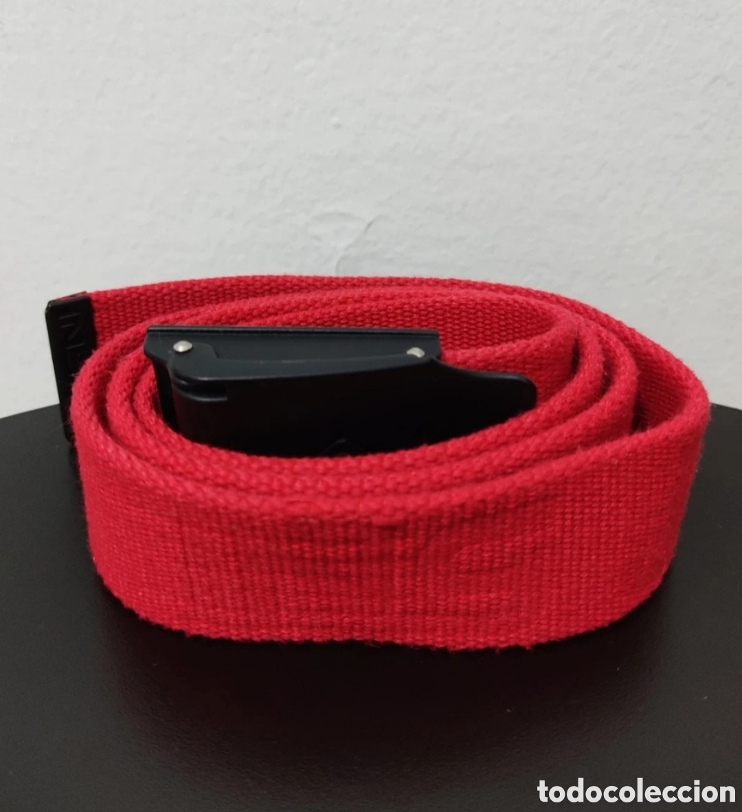 Segunda mano: Cintur&oacute;n Ajustable para hombre marca Inside - Foto 3