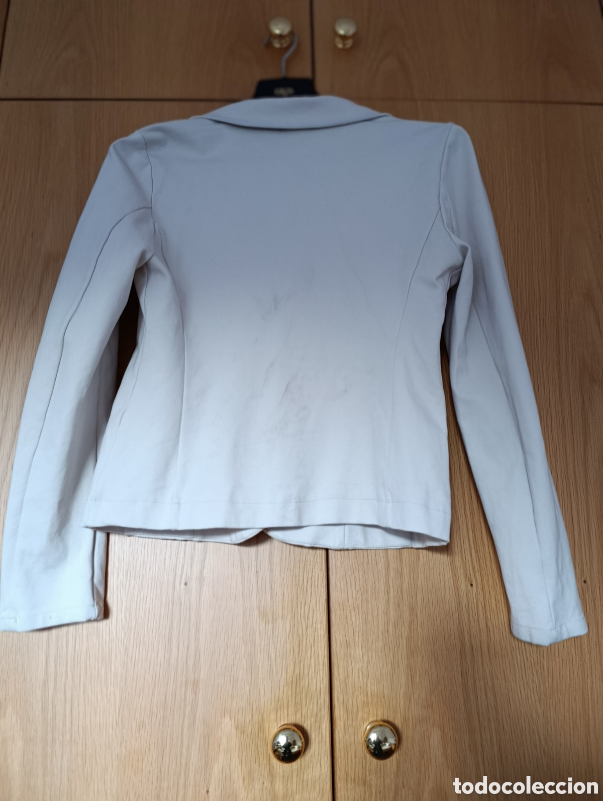 Segunda mano: Chaqueta cl&aacute;sica beig12 - Foto 2