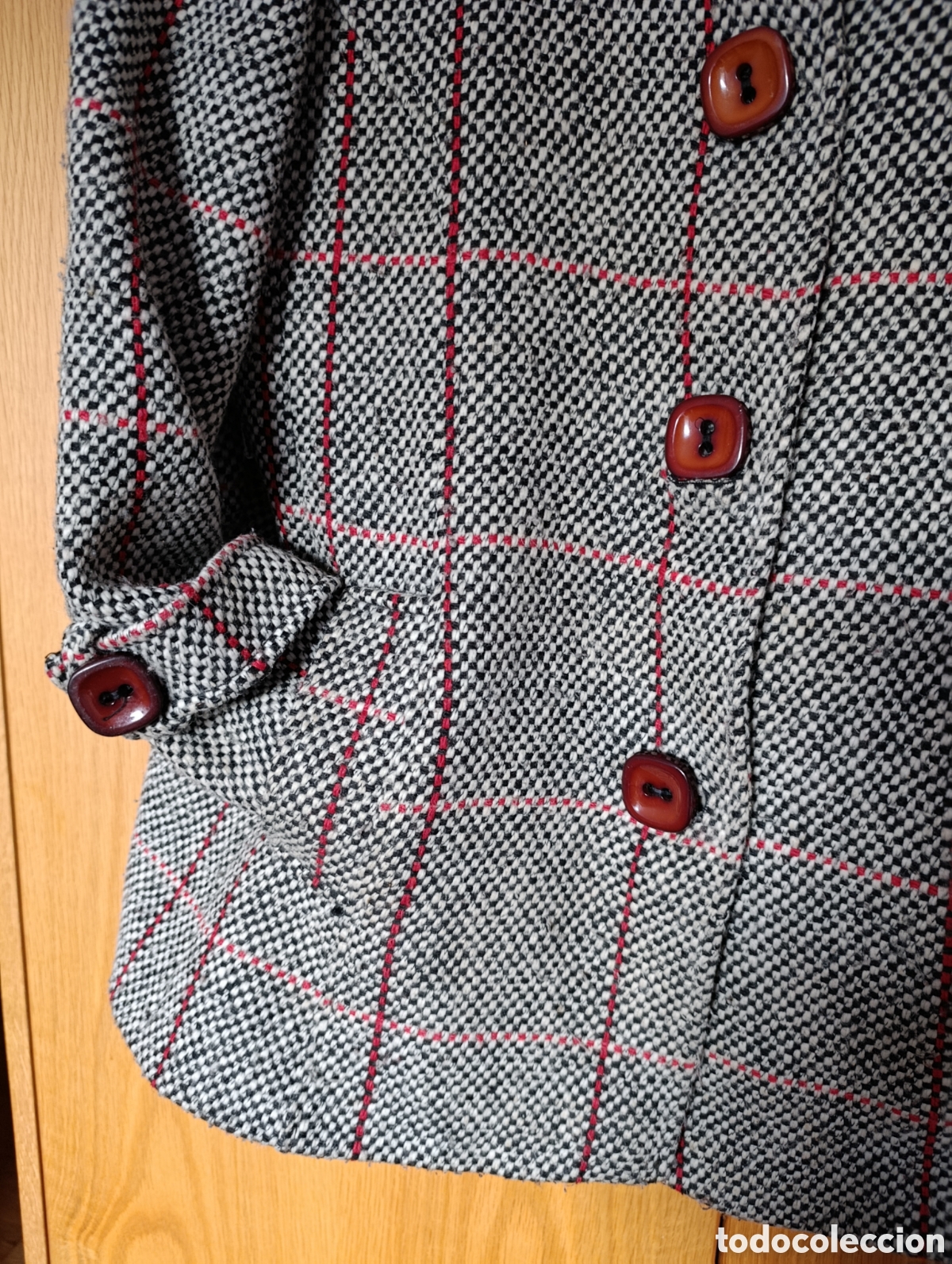 Segunda mano: Chaqueta se&ntilde;ora comprada en boutique - Foto 4