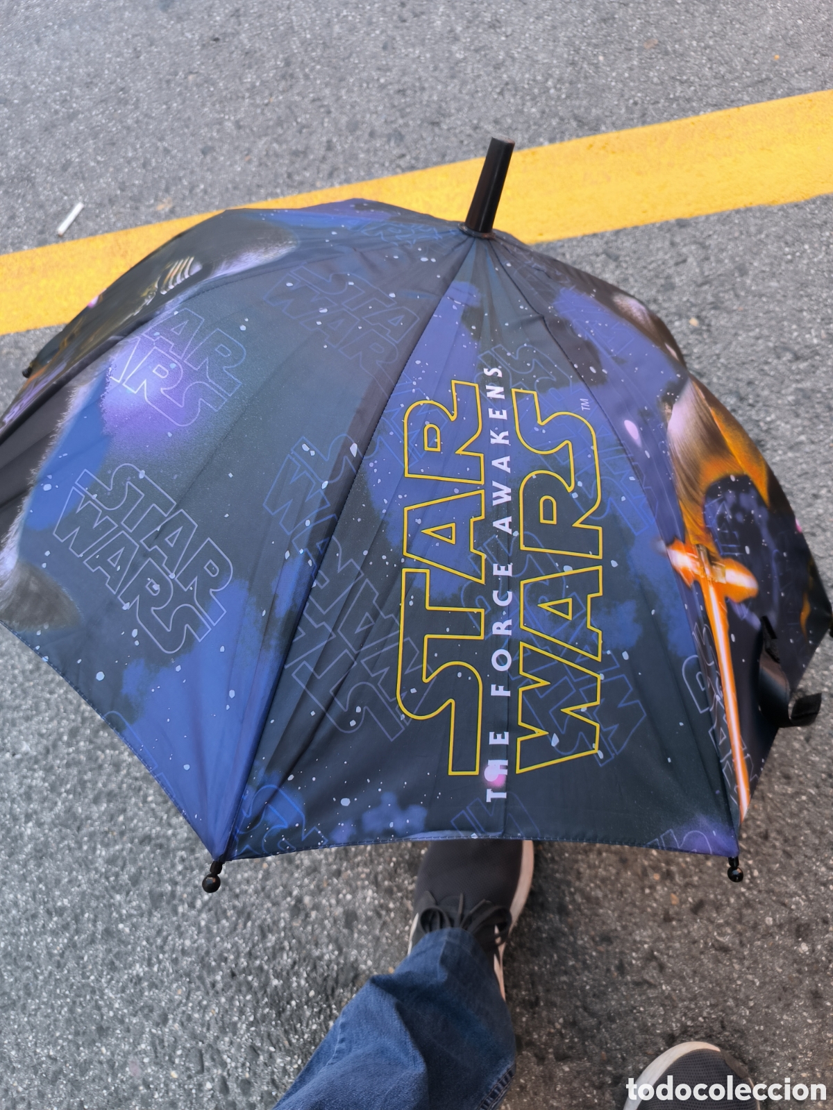 Segunda mano: Paraguas ni&ntilde;o Star Wars - Foto 5