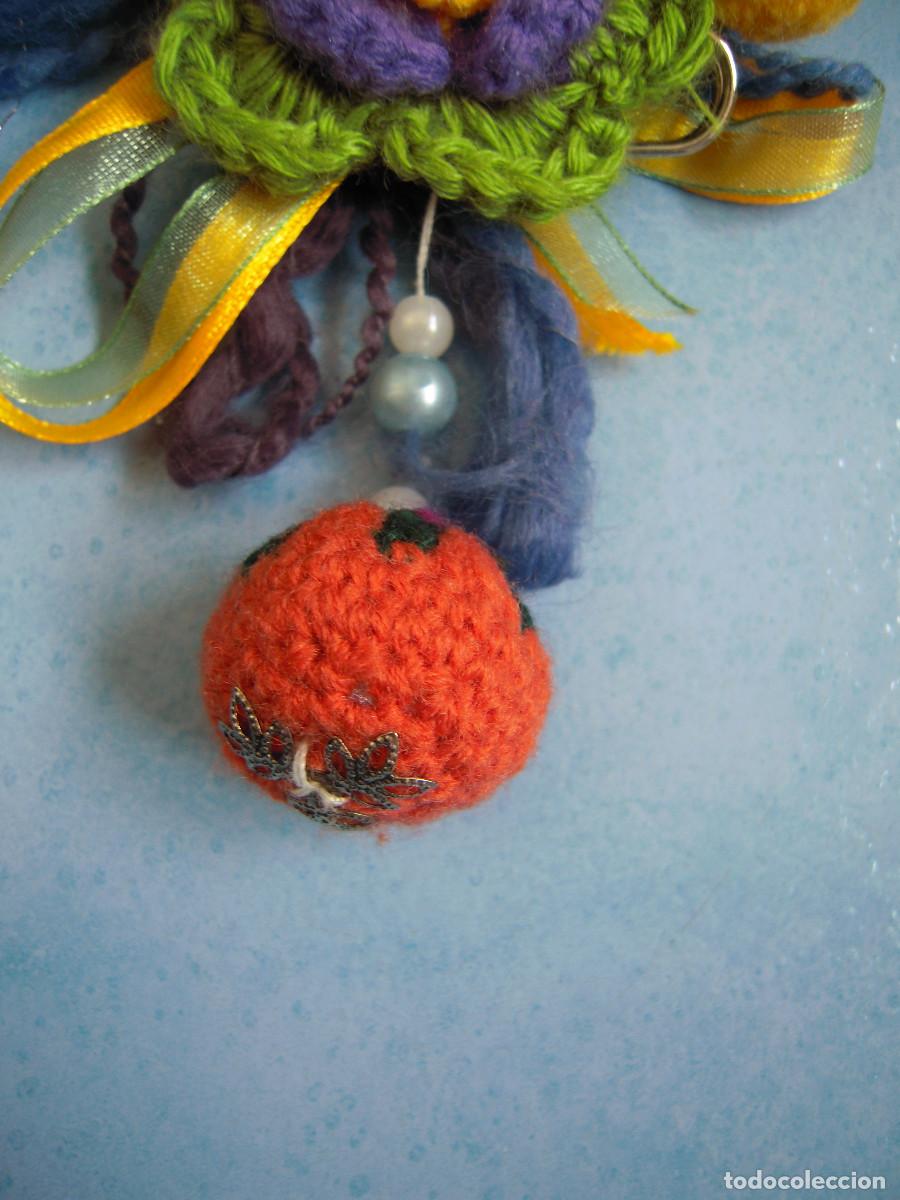 Segunda mano: Broche multicolor lana - Foto 3
