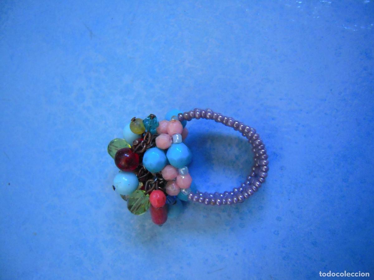 Segunda mano: Anillo blando cuentas multicolor - Foto 3