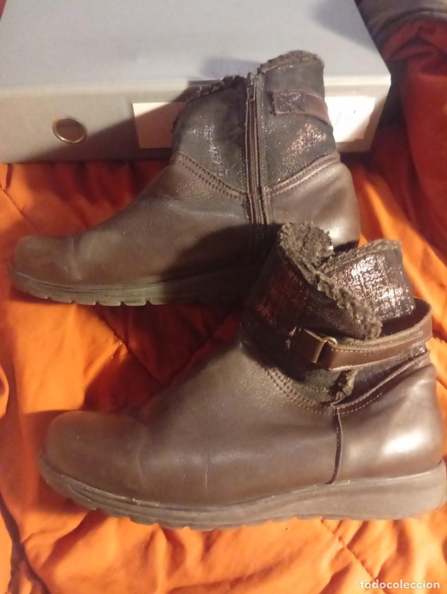 Segunda mano: Botines mujer........ - Foto 2