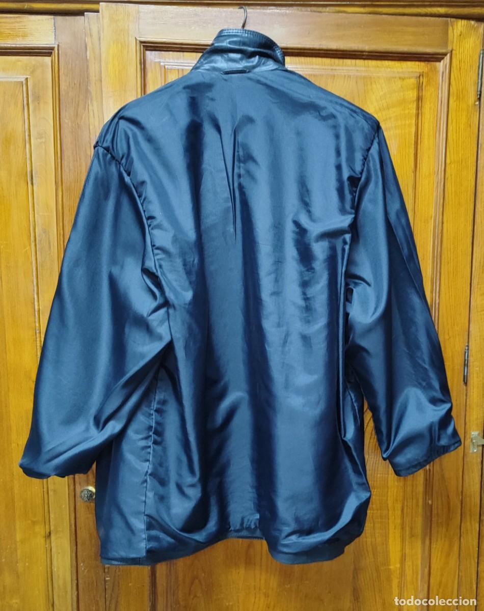 Segunda mano: CHAQUET&Oacute;N DE CUERO HECHO A MEDIDA. - Foto 4
