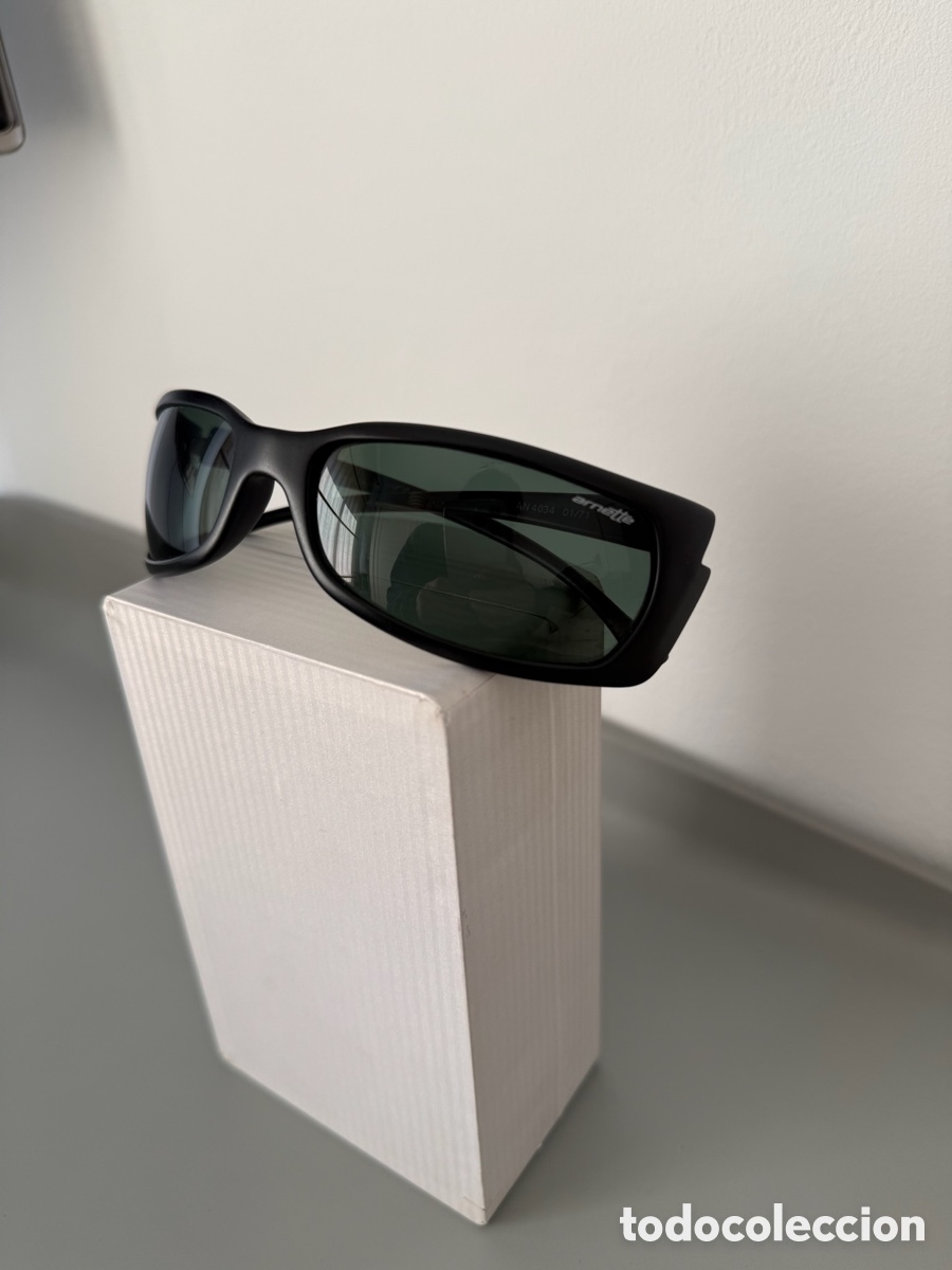 Segunda mano: Gafas de sol Arnette modelo 4034 - Foto 2