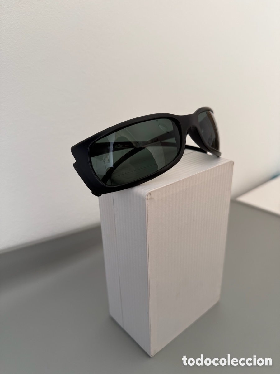 Segunda mano: Gafas de sol Arnette modelo 4034 - Foto 3