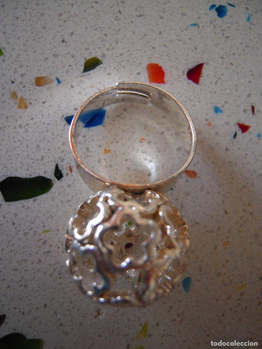 Segunda mano: Anillo bola hueca flores ajustable - Foto 7