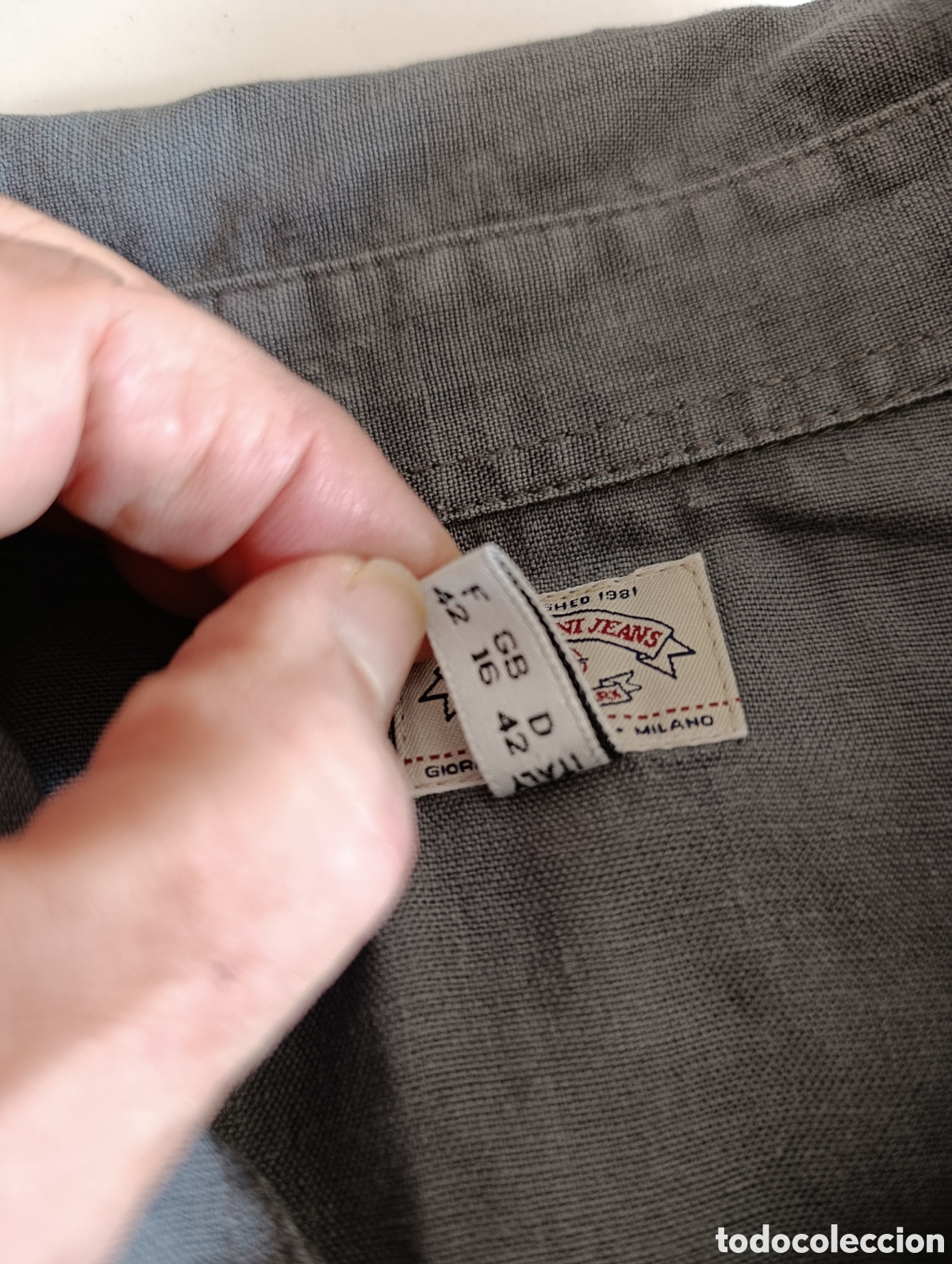 Segunda mano: Camisa gris de hilo Giorgio Armani - Foto 5