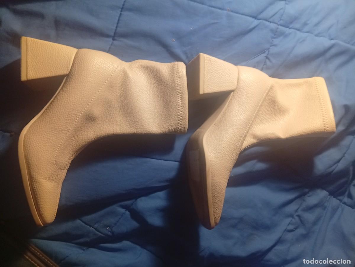 Segunda mano: Botines mujer........ - Foto 1