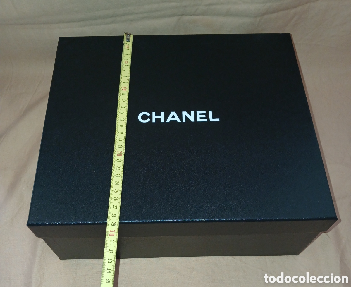 Segunda mano: Caja Chanel negra cart&oacute;n - Foto 5