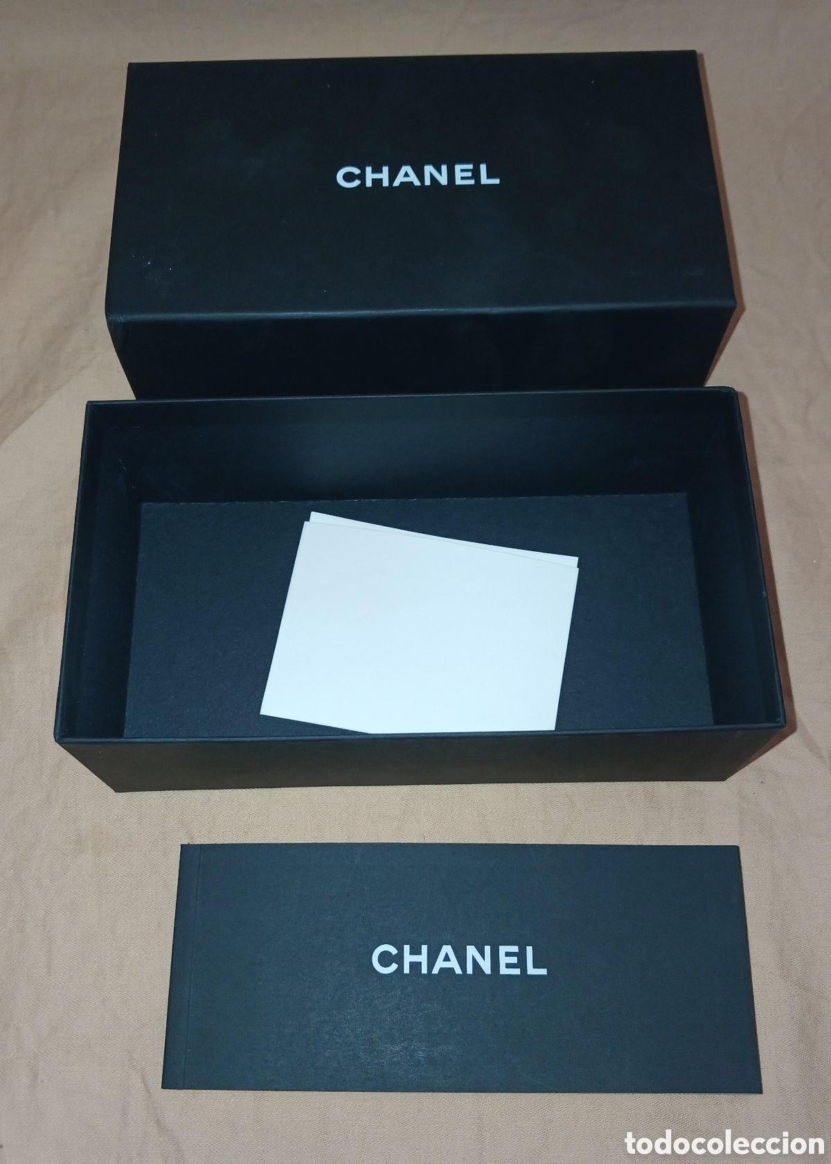 Segunda mano: CAJA ESTUCHE GAFAS CHANEL CON LIBRETO - Foto 1
