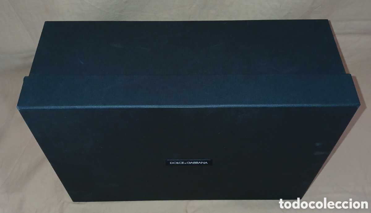 Segunda mano: Caja Dolce Gabbana cart&oacute;n - Foto 2