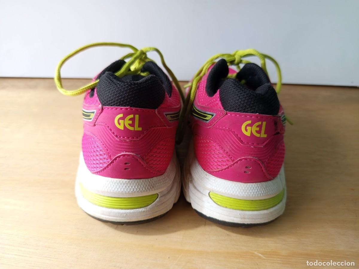 Segunda mano: Zapatillas marca Asics .Talla 40 - Foto 4