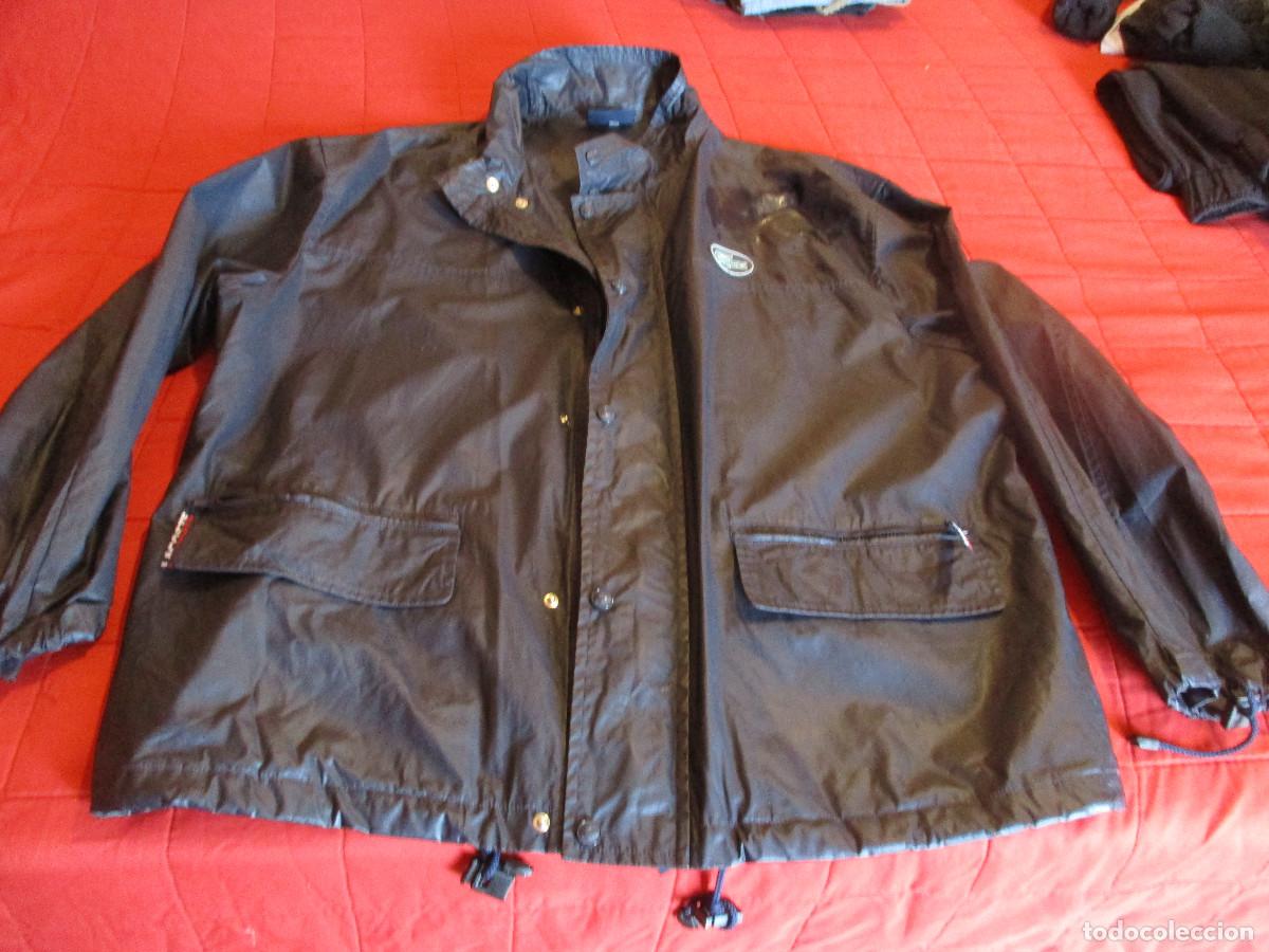 Segunda Mano: CHAQUETA CHUBASQUERO LACOSTE