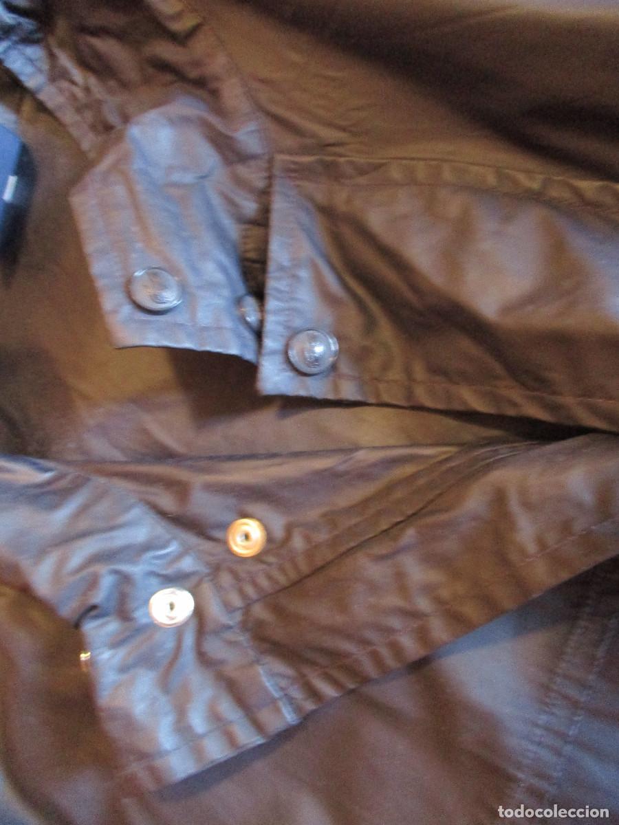 Segunda mano: CHAQUETA CHUBASQUERO LACOSTE - Foto 4