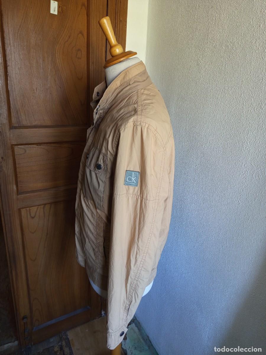 Segunda mano: Chaqueta Calvin Klein Talla M - Foto 3