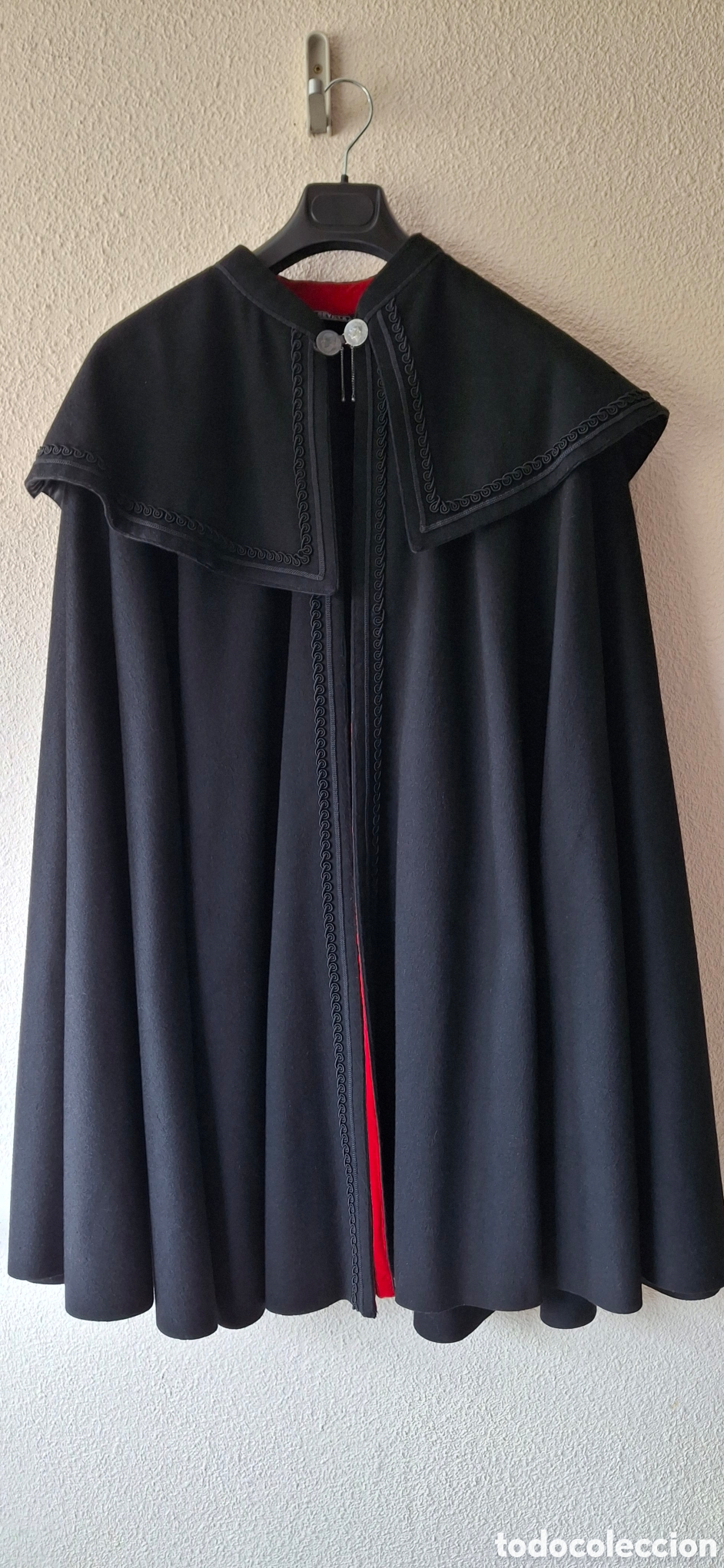 Segunda Mano: Magn&iacute;fica Capa Espa&ntilde;ola confeccionada por Sastrer&iacute;a Celis de Sevilla. A&ntilde;os 70