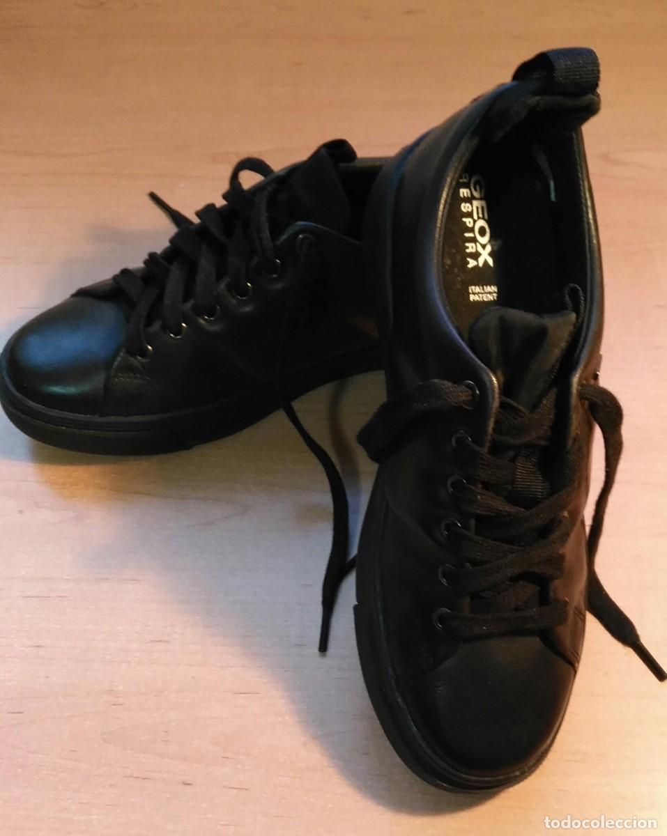 Segunda Mano: Zapatos negros con cordones GEOX respira - Puestos un d&iacute;a - N&uacute;m 37