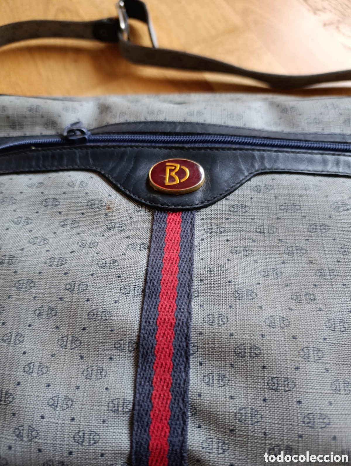 Segunda mano: Bolso bandolera en tonos axy - Foto 2