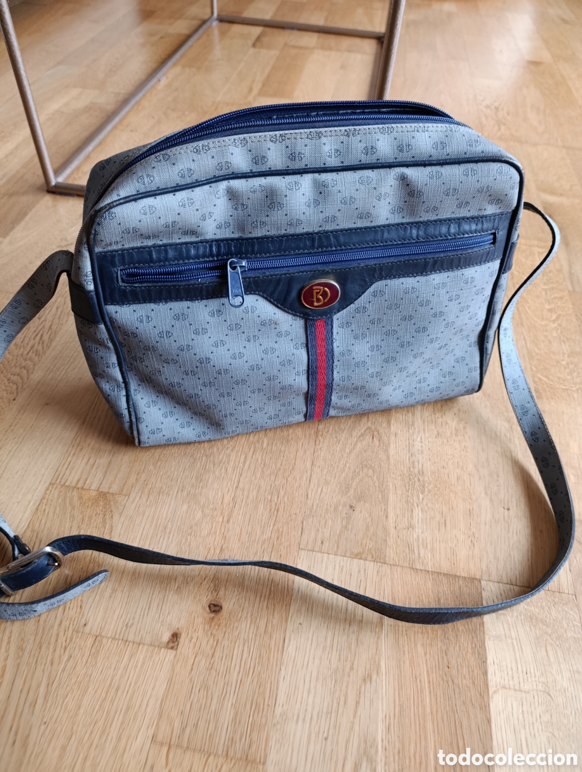 Segunda mano: Bolso bandolera en tonos axy - Foto 4