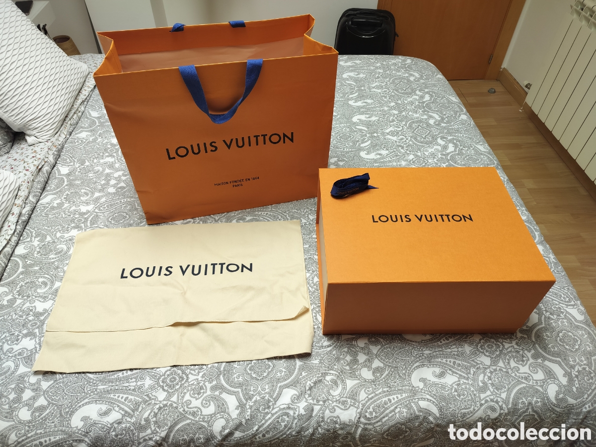 Segunda Mano: Bolsa y caja Louis Vuitton originales