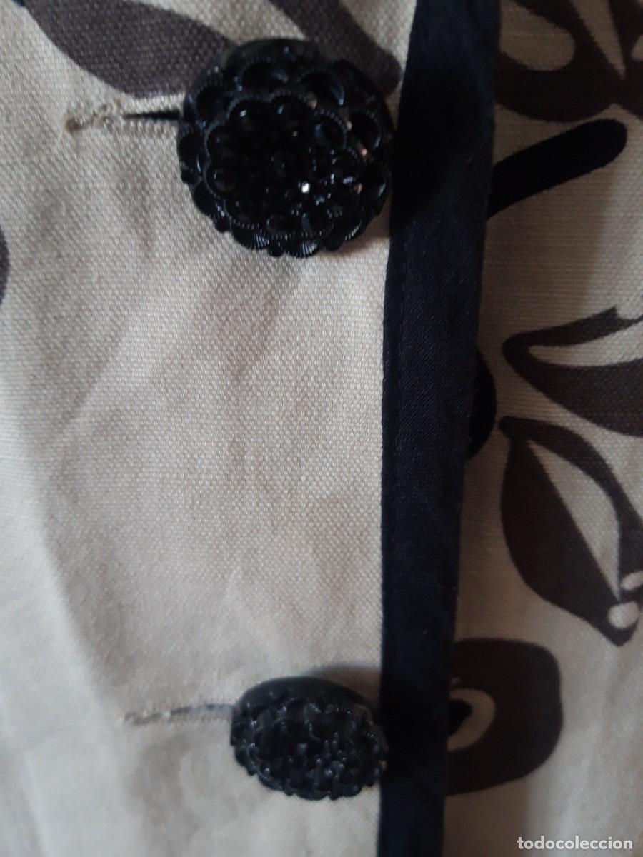 Segunda mano: Gabardina en algodon estampada, talla 44. - Foto 3