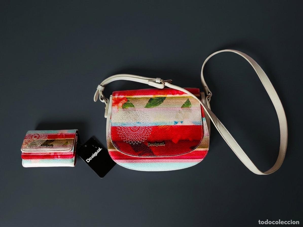 Zweite Hand: Bolso bandolera DESIGUAL + MONEDERO (a ESTRENAR) haciendo juego.