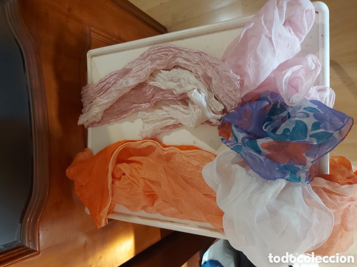 Segunda Mano: Lote pa&ntilde;uelos estampados