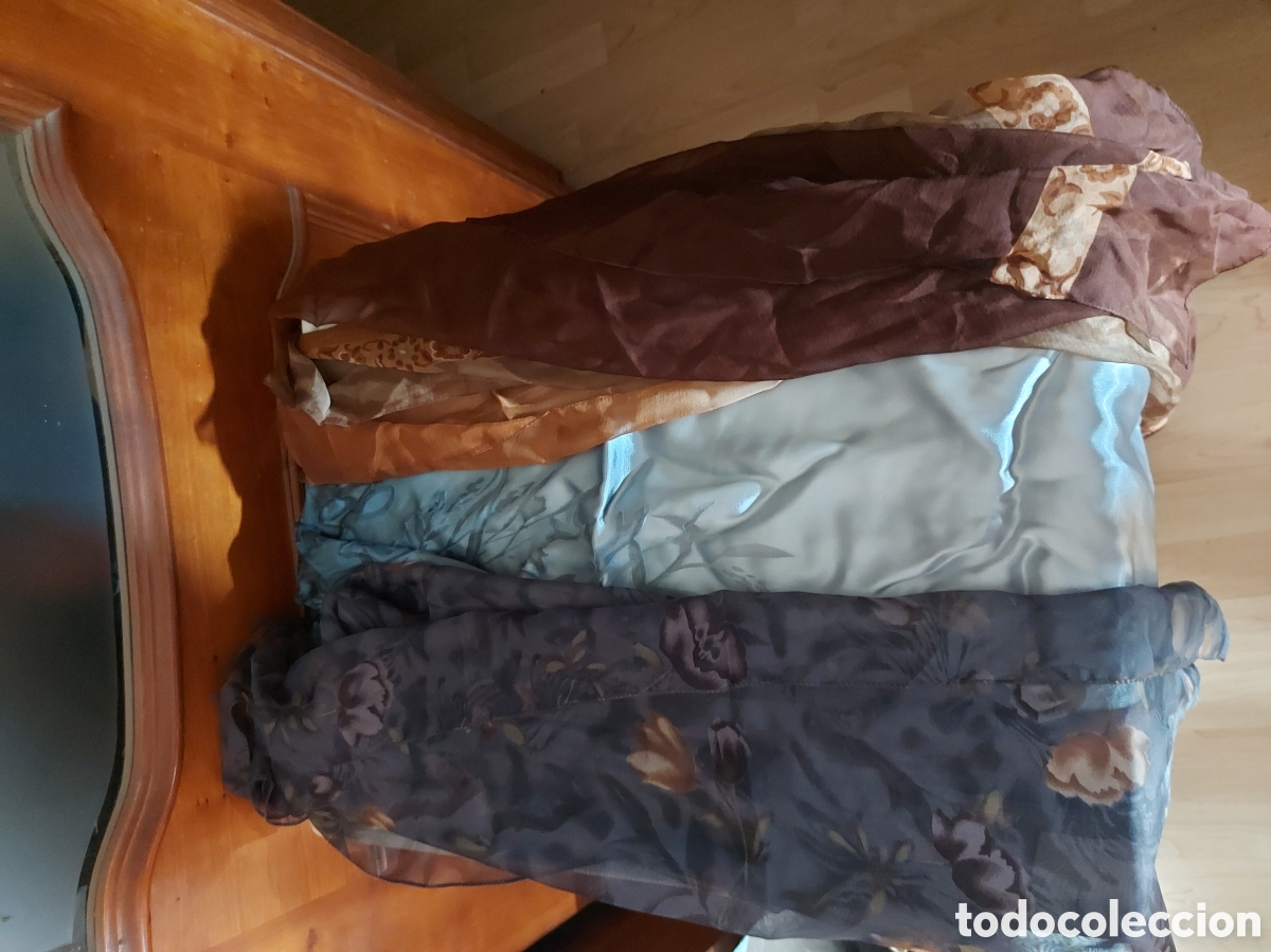 Segunda Mano: Lote pa&ntilde;uelos estampados