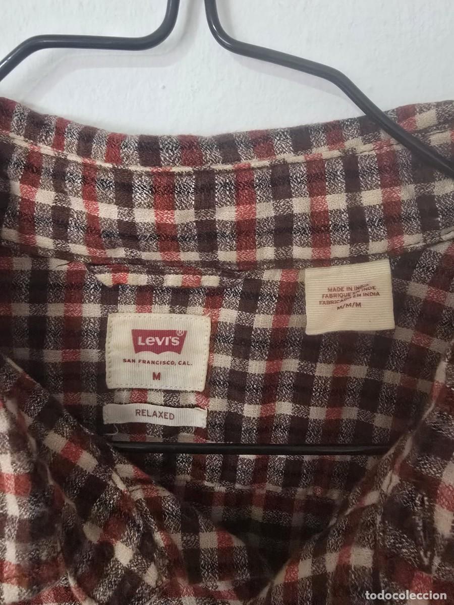 Segunda mano: Camisa cuadros Levi&acute;s T. M - Foto 3