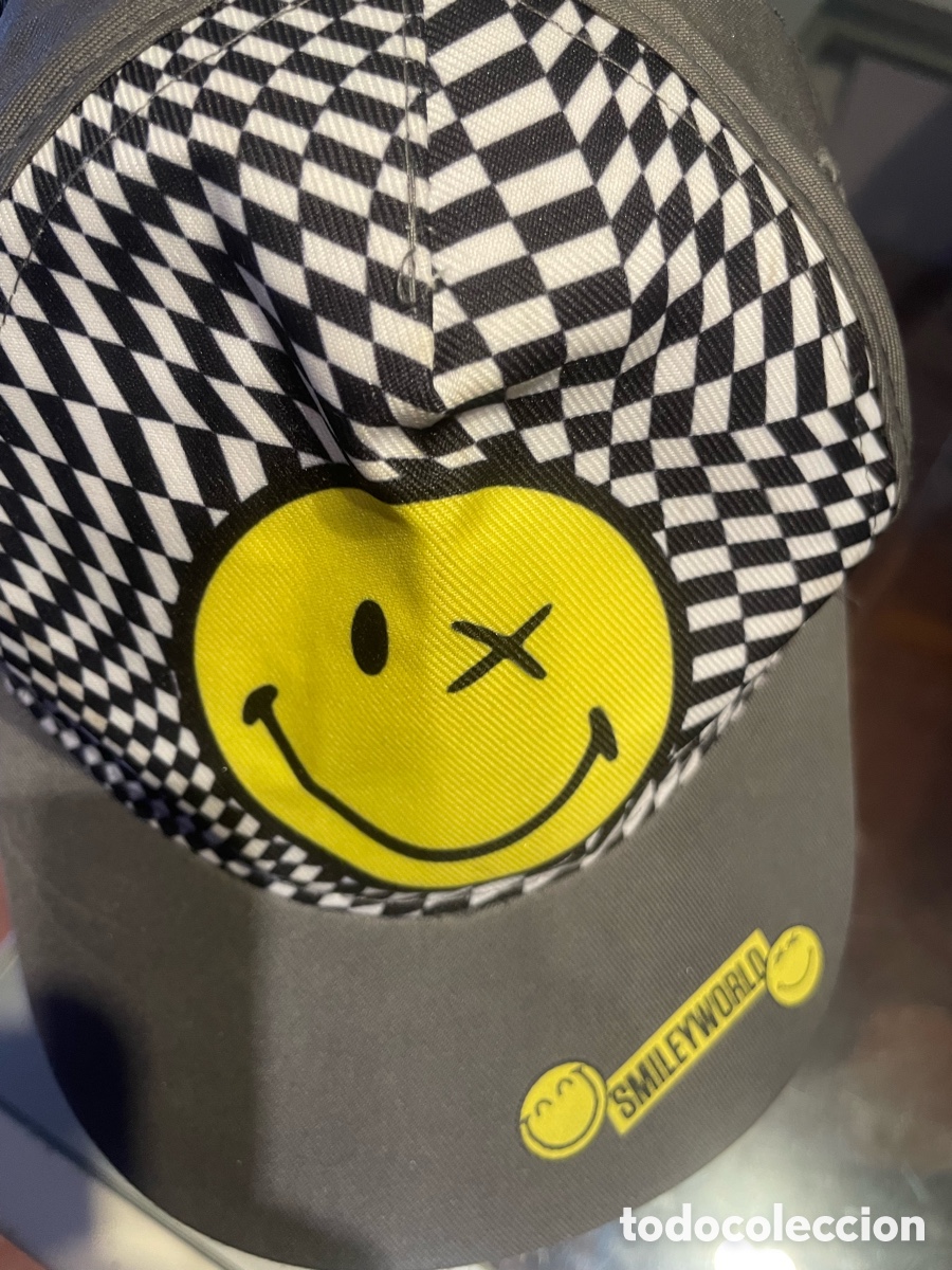 Segunda mano: Gorra smiley World gris - Foto 4