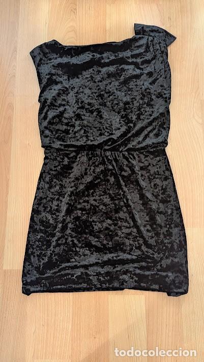 Segunda Mano: Vestido negro terciopelo MANGO
