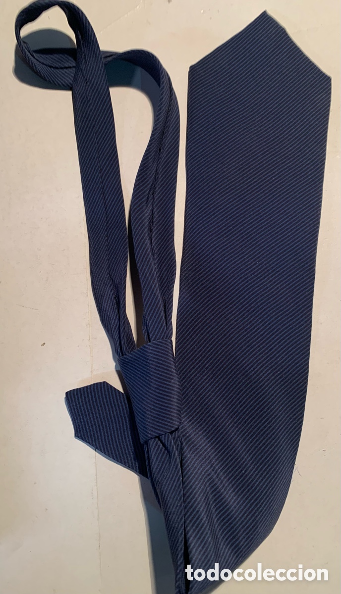 Segunda mano: Corbata Azul Marino Tercio Pelo a Rayas - Foto 1