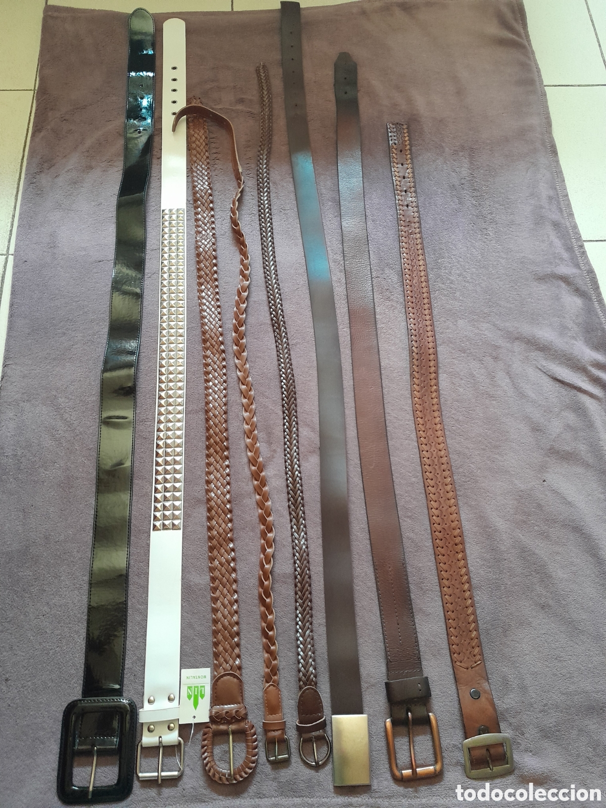 Segunda Mano: Conjunto de 8 cinturones para mujer/hombre.Nuevos y usados.