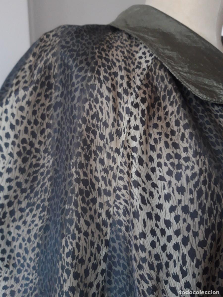 Segunda mano: Gabardina reversible, talla 46 48. - Foto 4