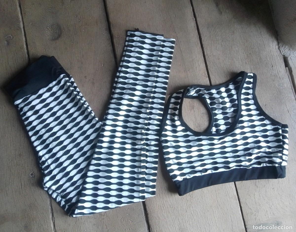 Segunda Mano: Conjunto deportivo mallas y top. Leggins. Blanco y negro. Talla S/M