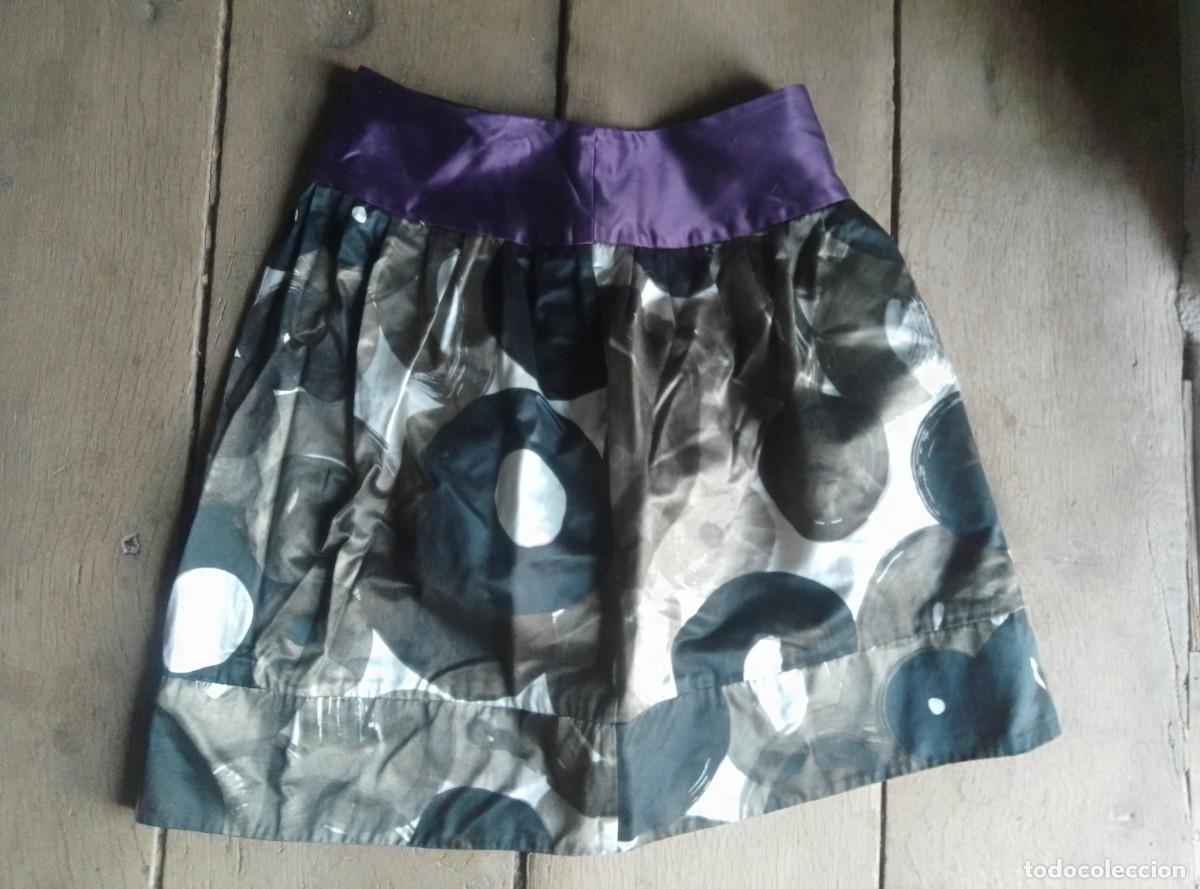 Segunda mano: Falda estampada Mango Suit. Talla 38 - Foto 3
