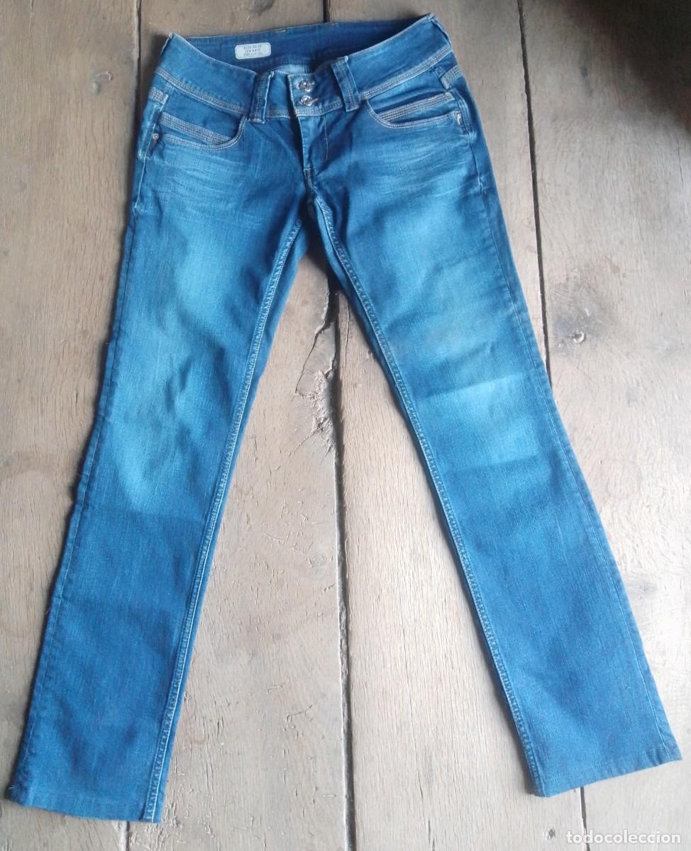 Segunda Mano: Pantalones vaqueros Pepe Jeans. Regular fit. Tiro bajo. A&ntilde;os 2000. W30/L34. Nuevos