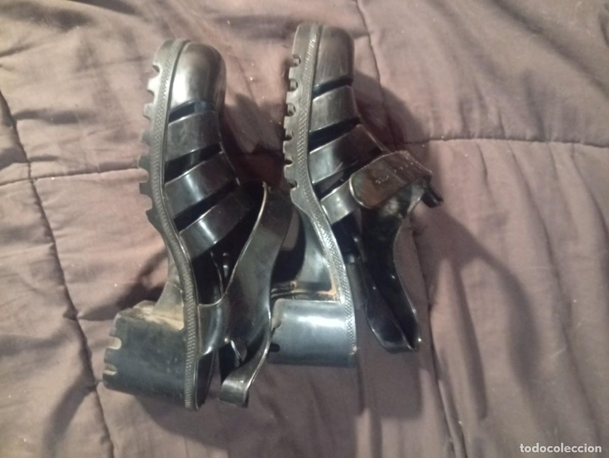 Segunda mano: Chanclas mujer........... - Foto 1