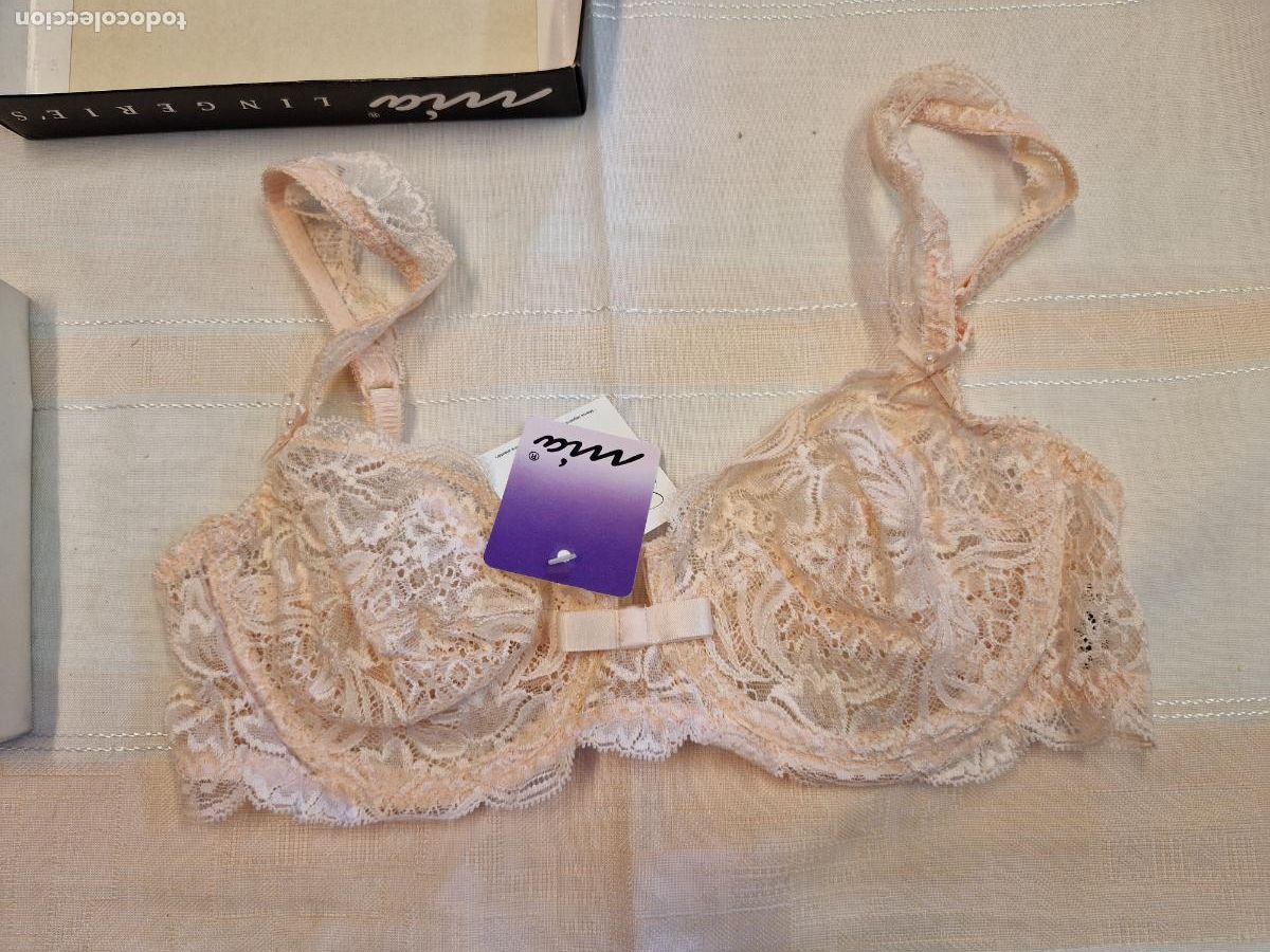 Segunda Mano: BONITO SUJETADOR PARA MUJER. COLOR CREMA. TALLA 34