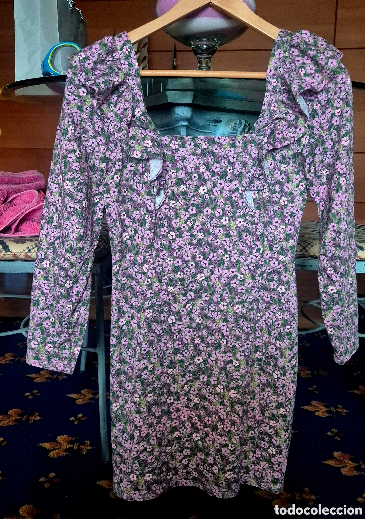 Segunda Mano: Vestido floral morado y verde