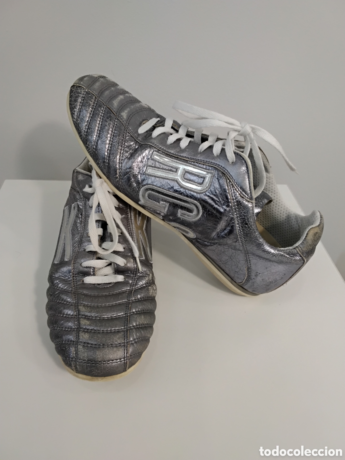 Segunda Mano: Zapatillas Dick Bikkemberg Plateadas