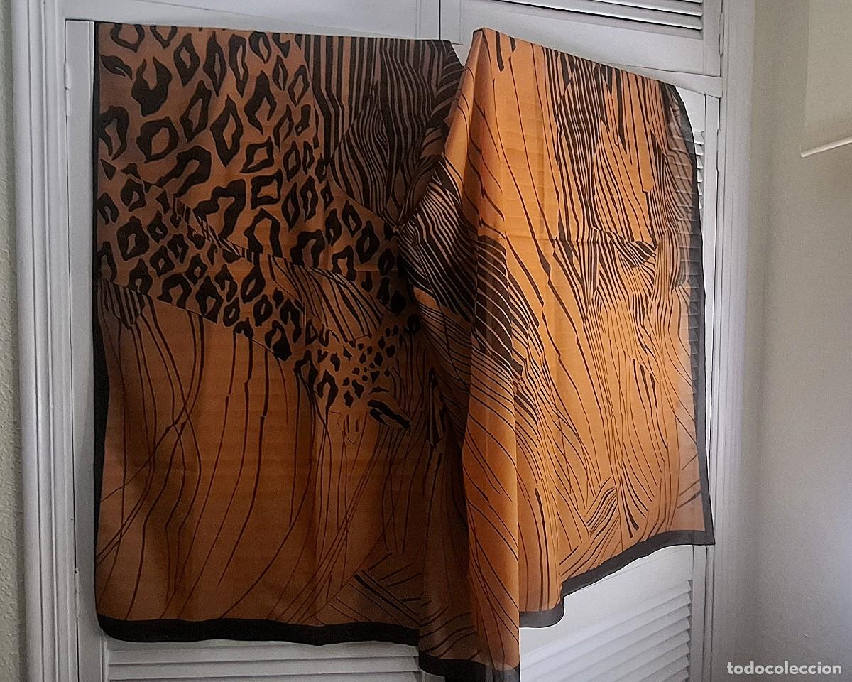 Segunda Mano: Pareo animal print ligero