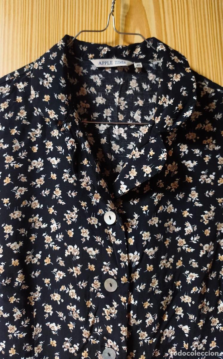 Segunda Mano: RB 232 Vestido corto estampado flores sobre negro - APPLE TIME - Talla 40