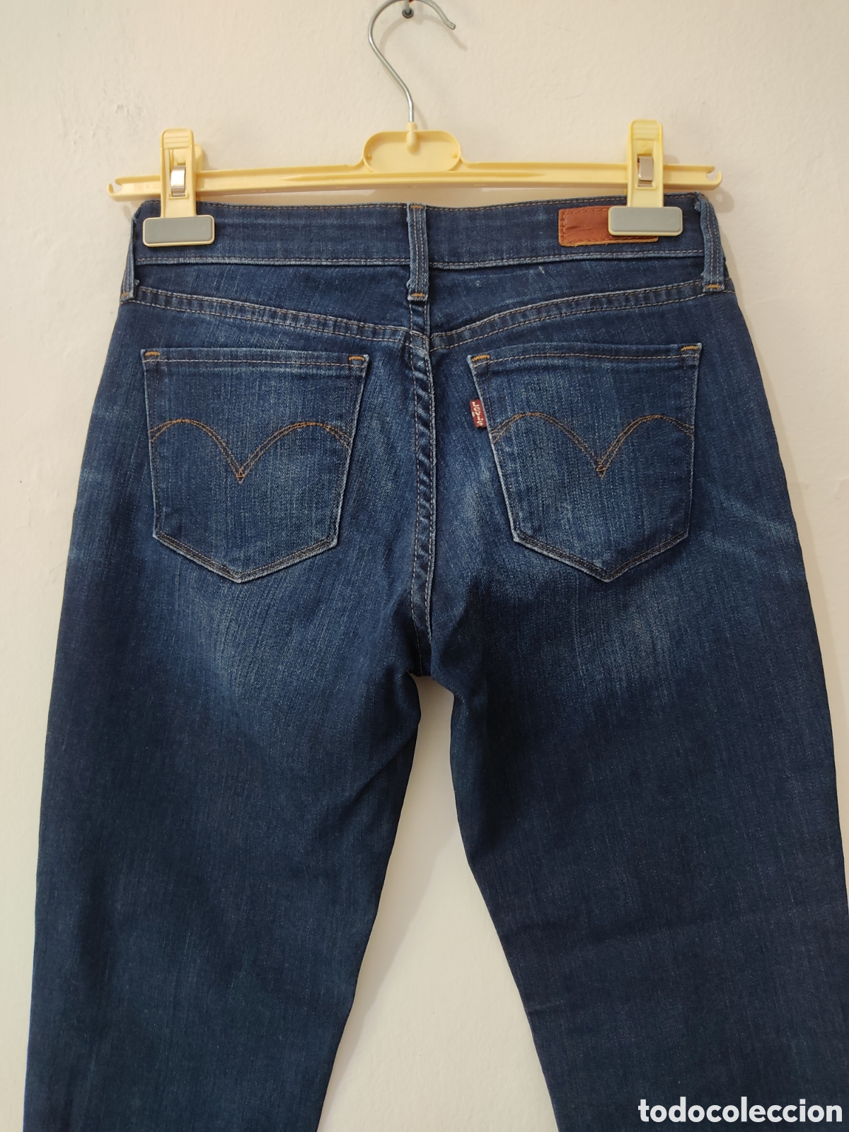 Segunda mano: Vaqueros Pitillo para mujer talla 34 marca Levis - Foto 9