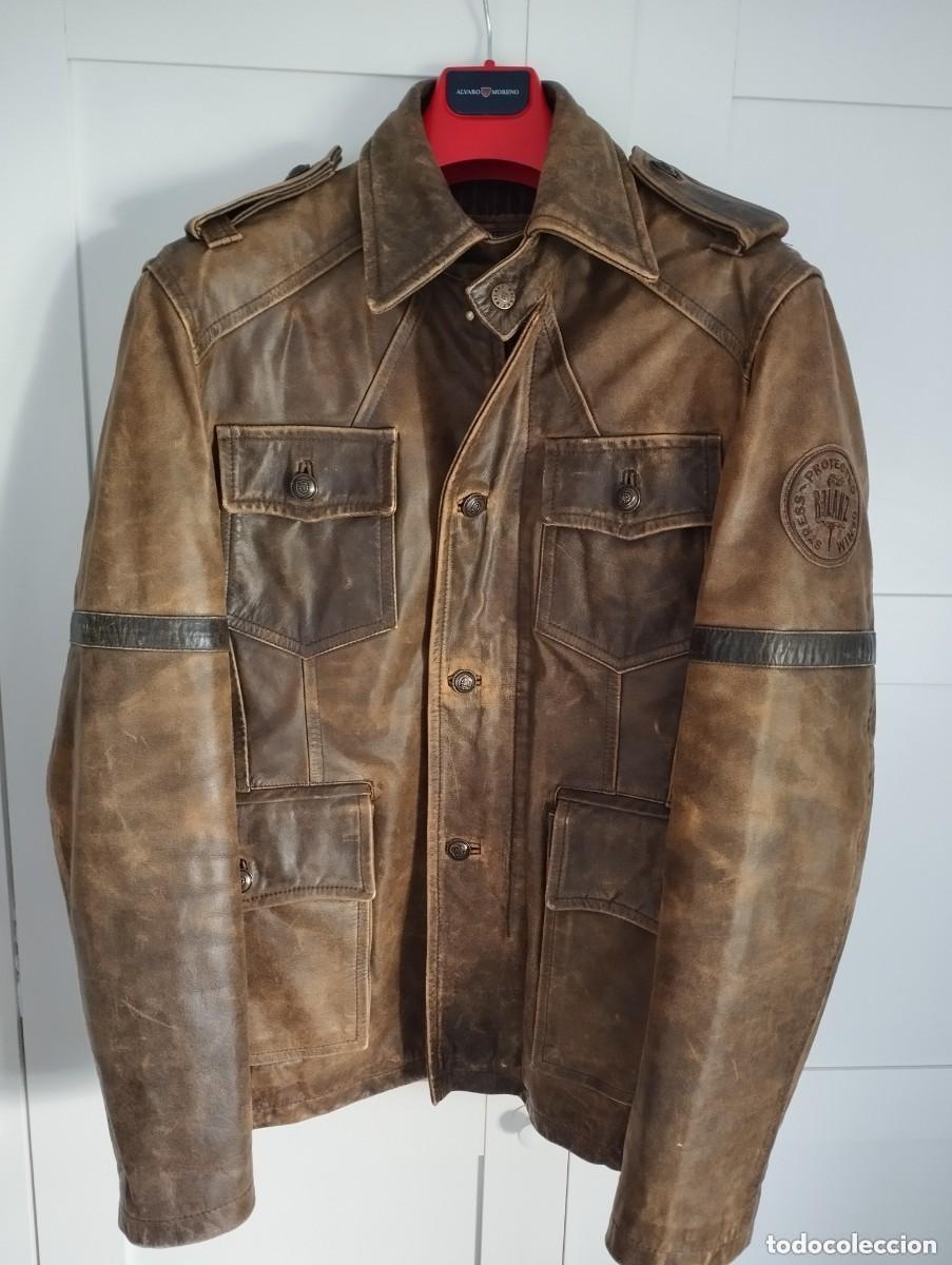 Segunda Mano: Chaqueta cuero tipo motero.