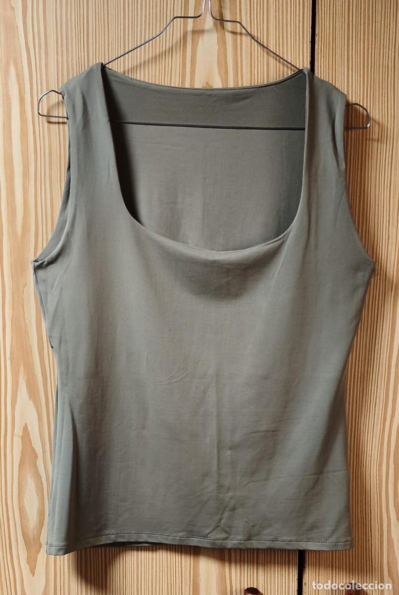Segunda Mano: RB 233 - Camiseta Top sin mangas - Verde pistacho / aceituna - Talla 44 ?? - Etiquetas cortadas