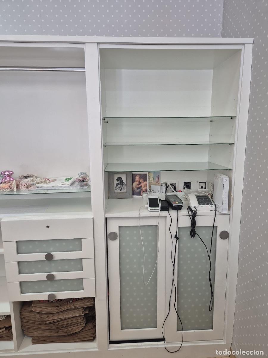 Segunda mano: Mobiliario de tienda de ropa - Foto 2