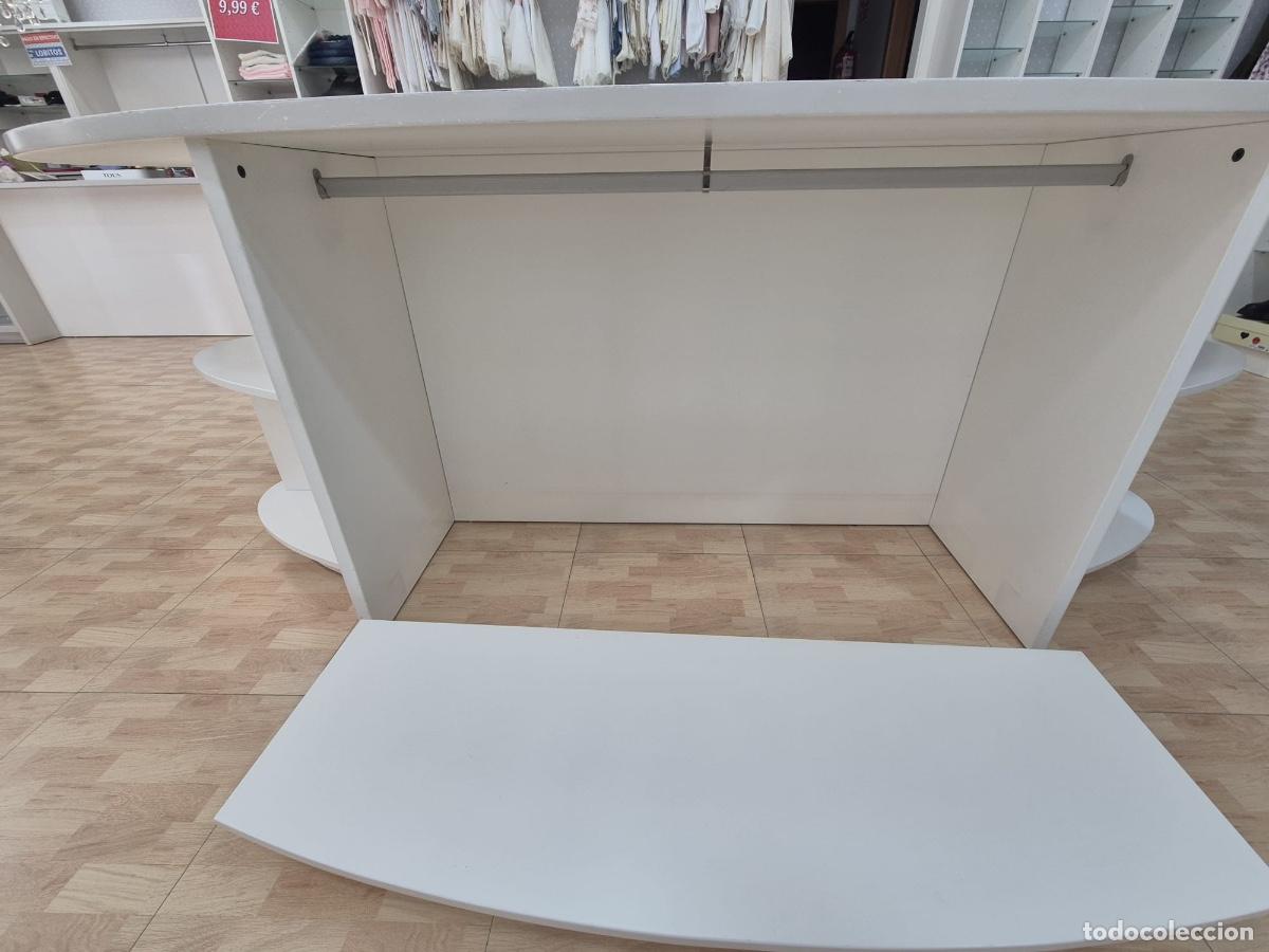 Segunda mano: Mobiliario de tienda de ropa - Foto 3